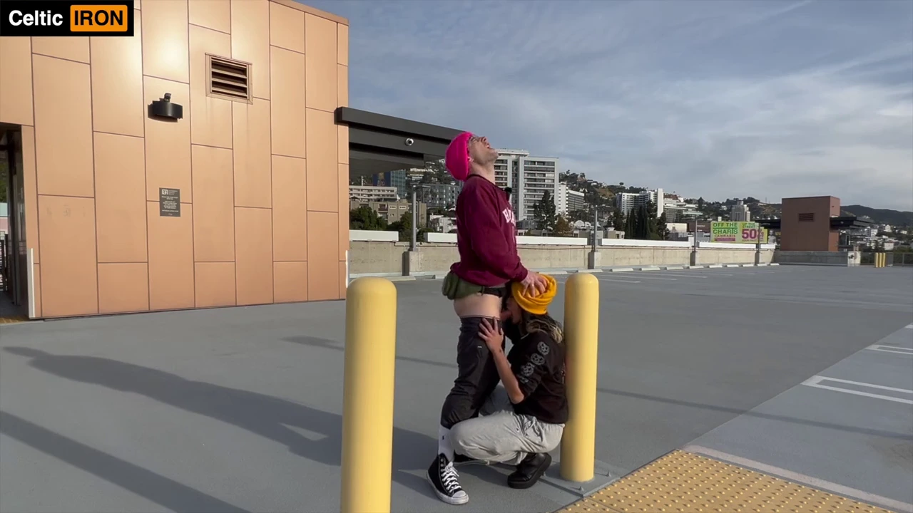 See how a big dick amateur brings a horny teen to seven orgams with five cumshots and one creamy pussy shot. Channy Crossfire's HD porn is one big cum explosion after another.